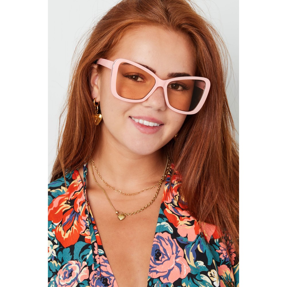 Γυναικεία oversized γυαλιά ηλίου μαύρα butterfly