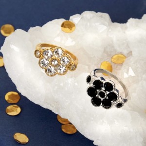 Δαχτυλίδι ατσάλινο ασημί με μαύρα ζιργκόν σχέδιο λουλούδι τύπου chevalier 