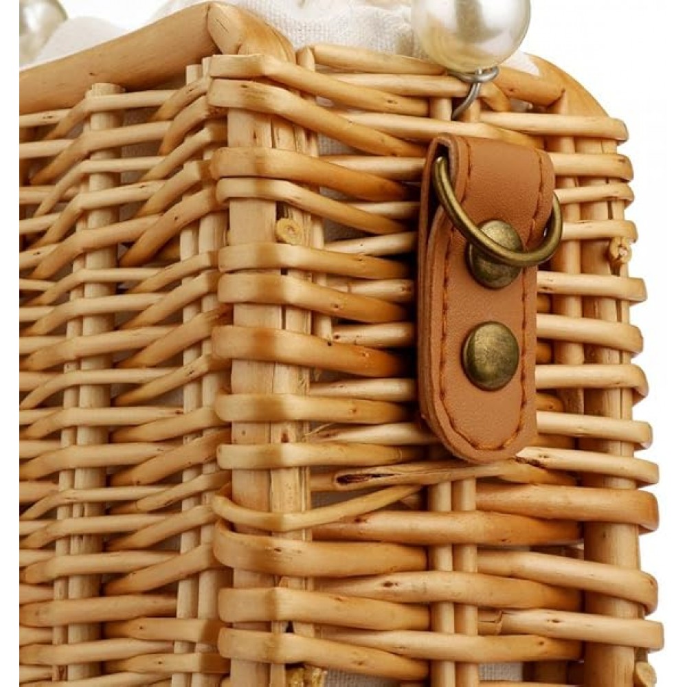 Τσάντα από σκληρή ψάθα και πέρλες 