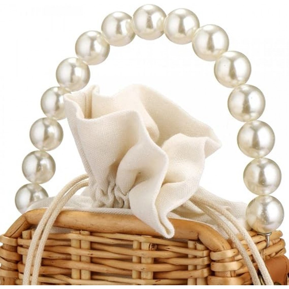 Τσάντα από σκληρή ψάθα και πέρλες 