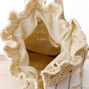 Τσάντα backpack με ψάθα και κέντημα με σκληρή πλέξη λευκή - μπεζ