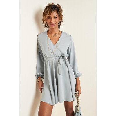 Κρουαζέ chiffon φόρεμα με φαρδιά μανίκια γαλάζιο