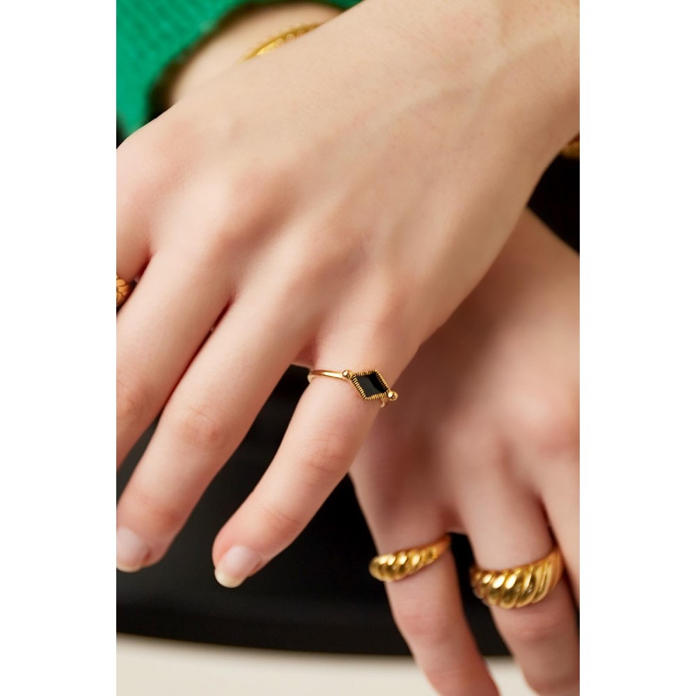 Ατσάλινο δαχτυλίδι ρόμβος με μαύρο σμάλτο - ασημί