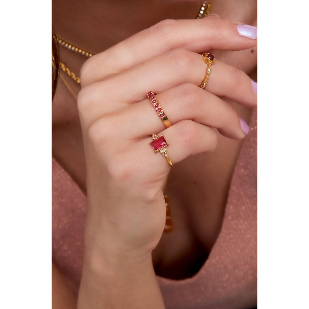 Δαχτυλίδι ατσάλινο μονόπετρο με κόκκινη πέτρα και στρας χρυσό